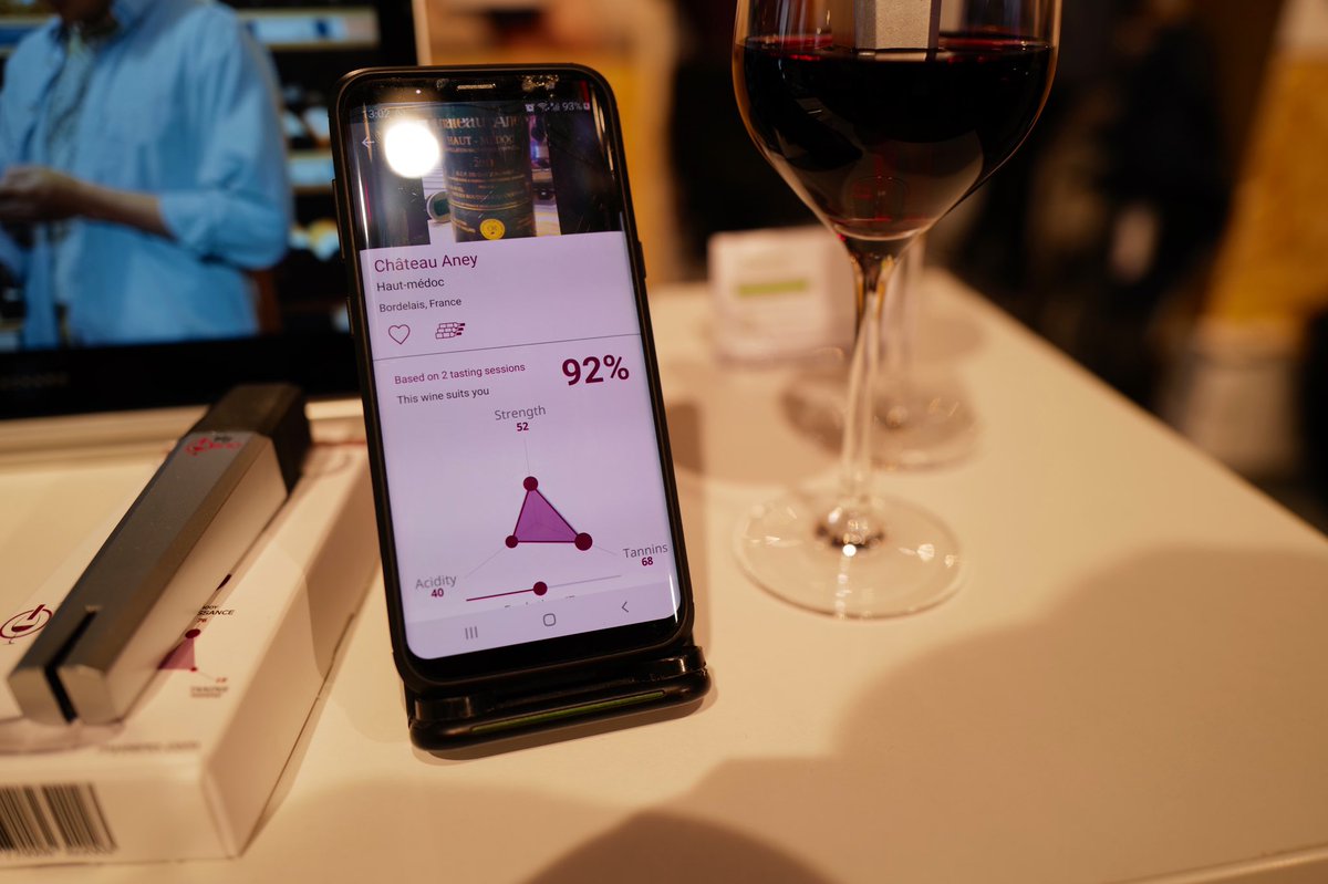 Want to learn more about wine, find wines similar to the ones you like or just talk like the guys in the movie Sideways? 
Then the <a href="/My_Oeno/">MyOeno</a> 🇫🇷 pocket somelier might be the right gadget for you 🍷
📍Hall 26 // #IFA19