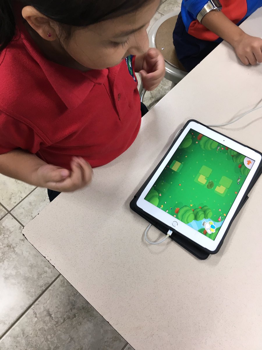 javierfaguilar's tweet photo. Today @efwmaschool, I challenged my 1st grade students to do coding lessons with @CodeMonkeySTU - #codemonkeyjr #cmta #playcodemonkey #equity #csforall #CS #weteachcs #computationalthinking #CodingSafari @hopsterTV Great engagement & fun for them! https://t.co/DS9AKEOmBc