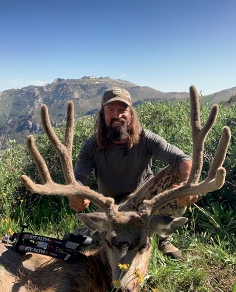 PSEBows's tweet photo. Congrats on the many miles and starting your 2019 season with a stud public land mule deer while using your PSE Carbon Stealth, Ryan! #HuntWithPSE #PSENATION #psebows #bowhunting https://t.co/tvoLCb1TUd