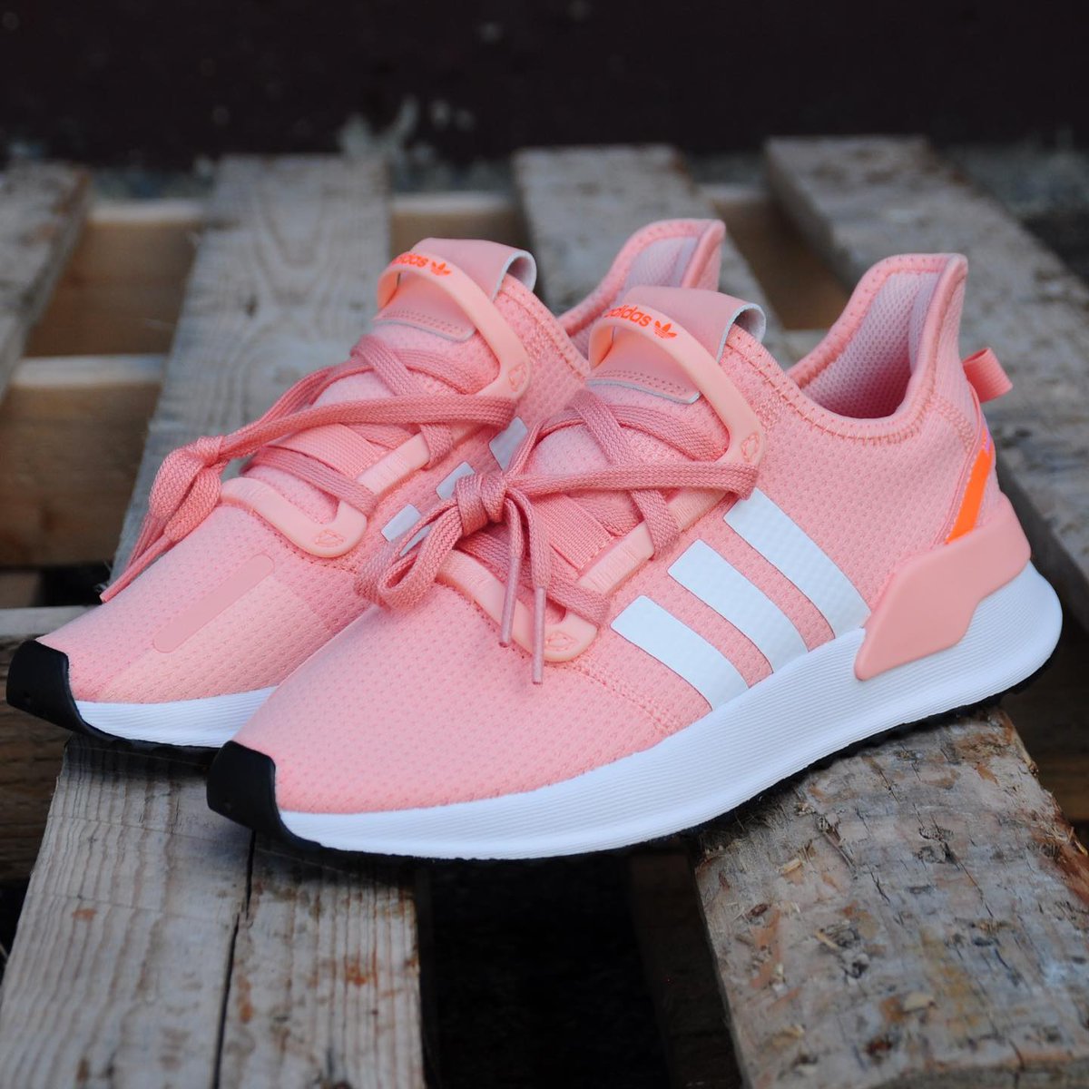 adidas ee7432