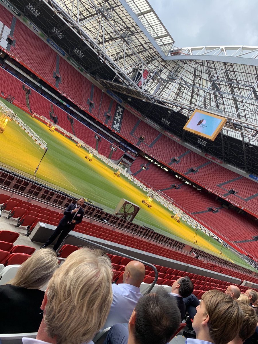 No game on the pitch but there’s a winning team in the stadium <a href="/Toucan_Toco/">Toucan</a> <a href="/Batt45/">Baptiste Jourdan</a> <a href="/CruijffArena_/">JohanCruijffArena</a>