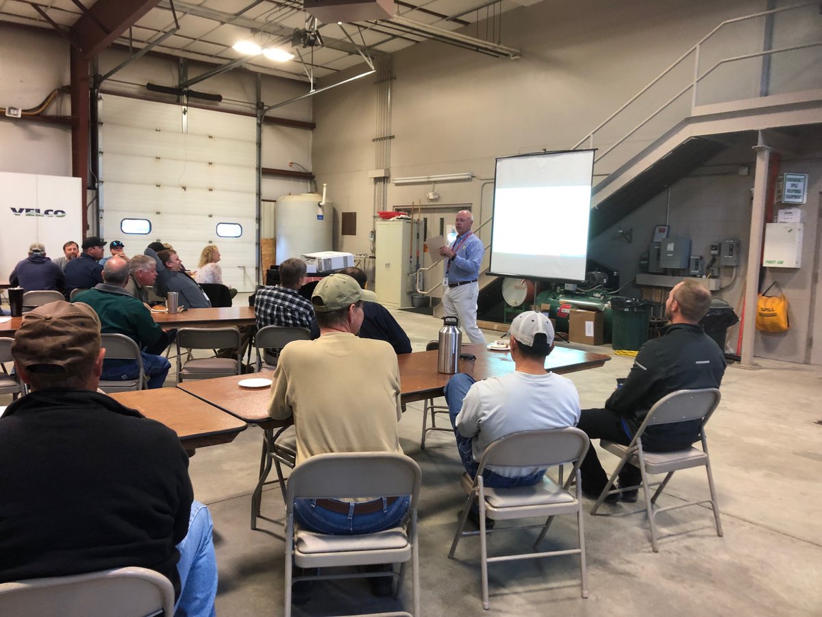 ChrisRoot1's tweet image. We’ve been talking a lot about the #future – but in the #utility industry, it is always #safety first.  Sending our employees home safely is our mission and my passion. @VelcoVT safety meeting