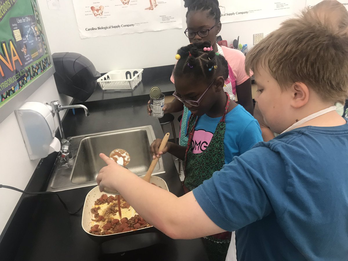 Gifted Feazel tweet media