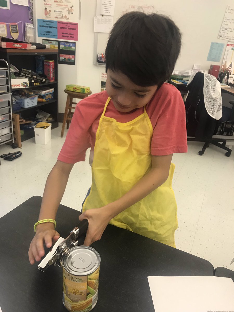 The kids <a href="/HSDGifted/">HSD Gifted Program</a> in #Cooking class with <a href="/khealy185/">Kasey Healy</a> are making the most delicious smelling #TacoTuesday pasta! I will be adding the recipe to my #WW favorites! Even <a href="/Oprah/">Oprah Winfrey</a> would be impressed!! This group does it all! <a href="/HazelwoodSD/">Hazelwood School District</a> kids are given #STEAM skills for life #realfood