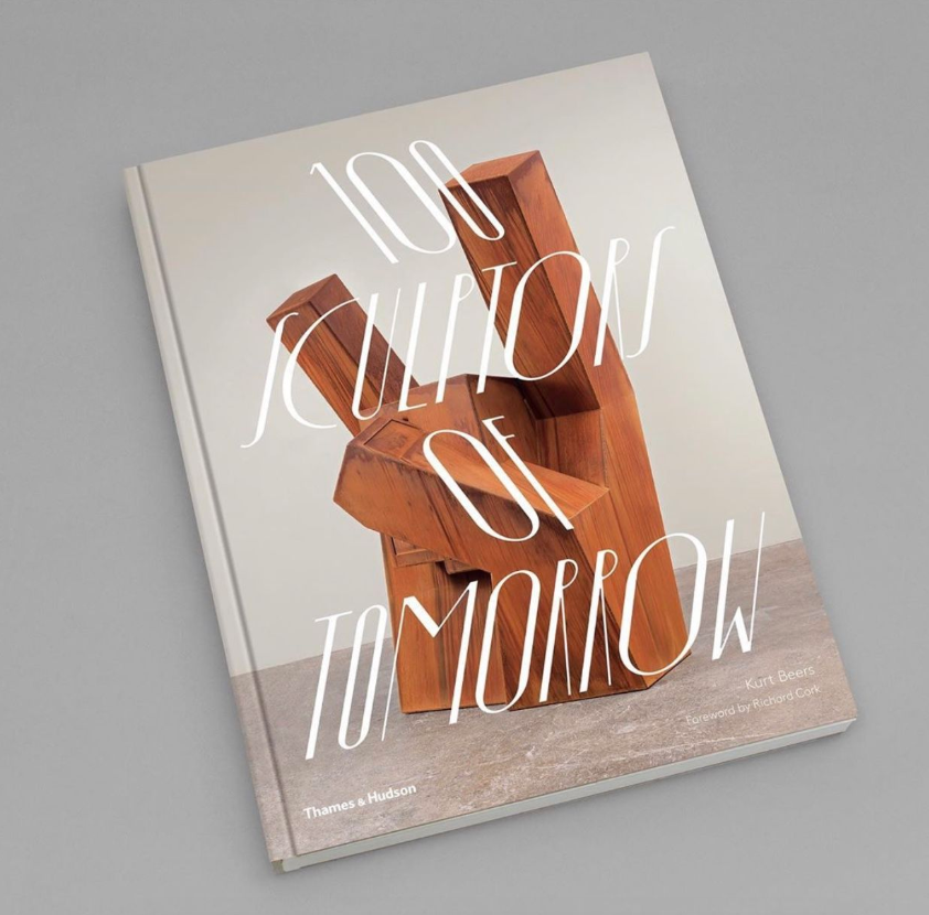 beerslondon's tweet photo. 100 SCULPTORS OF TOMORROW, authored by gallery director Kurt Beers, is OUT NOW! Available in gallery, Amazon, or fine book stores worldwide.
@100sculptors #100sculptors #100sculptorsoftomorrow #contemporarysculpture #fineartbook #artbook #artpublication #coffeetablebook https://t.co/fa4NwfdoYY