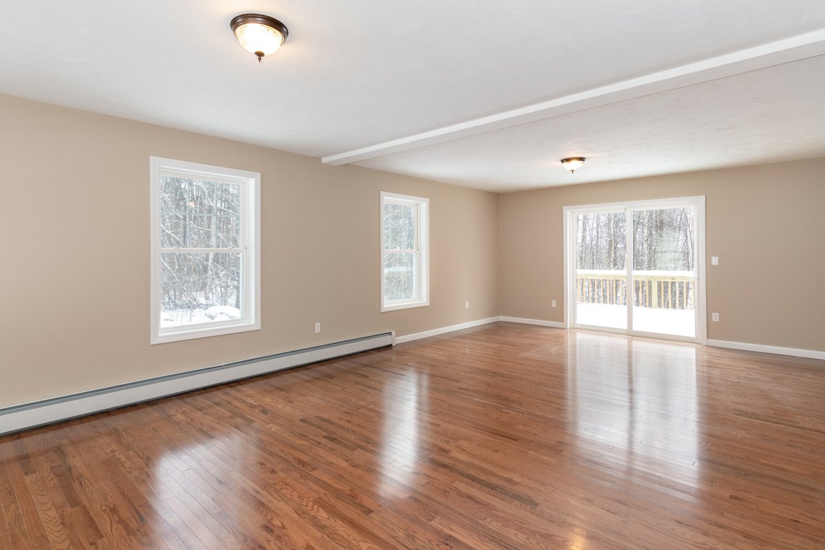 Brie Stephens- Lake Life Realty tweet media