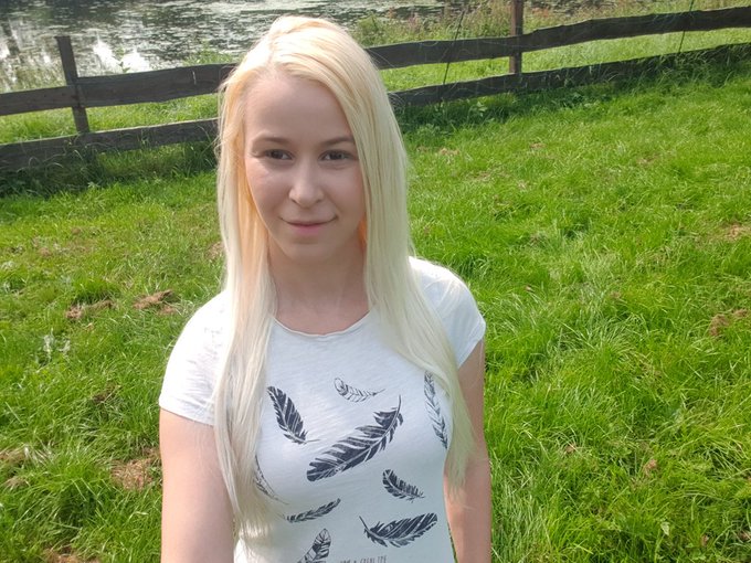 Soooo glaube das war es nun mit dem #Sommer ..... Willkommen #Herbst :) Ich glaube ich muss im Dezember<a href="/tag/sommer"class="tags">#Sommer</a><a href="/tag/girl"class="tags"><span>#girl</span></a><a href="/tag/gamer"class="tags"><span>#gamer</span></a><a href="/tag/gamergirl"class="tags"><span>#gamergirl</span></a><a href="/tag/twitch"class="tags"><span>#twitch</span></a><a href="/tag/herbst"class="tags"><span>#herbst</span></a><a href="/tag/streamer"class="tags"><span>#streamer</span></a>