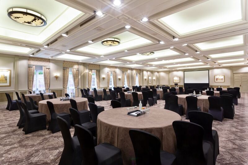 School holidays are over, which means it's time to get back to business! 
Consider Oulton Hall for your next conference or event! &gt;&gt; oultonhallhotel.co.uk/meetings-confe…