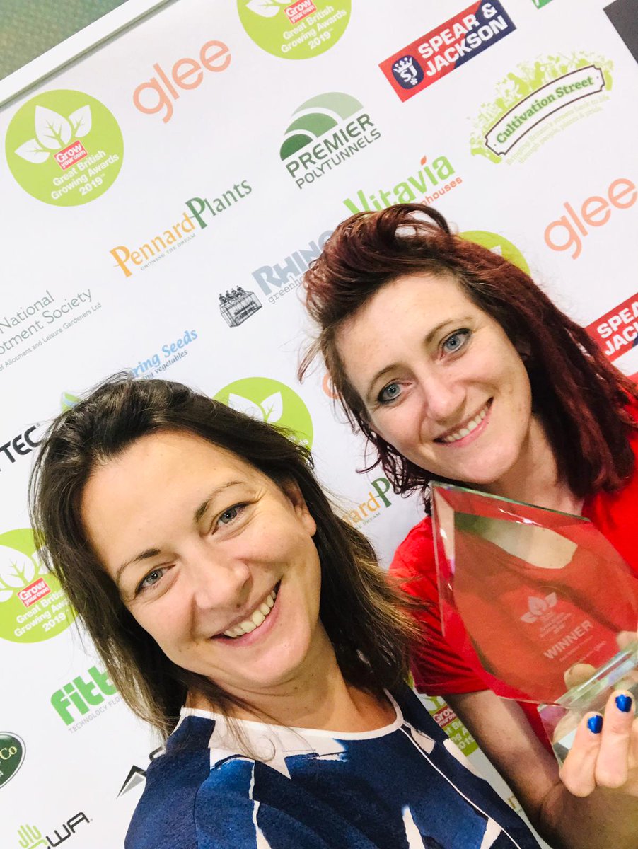seed_ball's tweet photo. We won! So proud. Thank you everyone. 
Grow Your Own Magazine Awards Best Wildflower Gardening Product  ❤ https://t.co/GaoZaMxawF