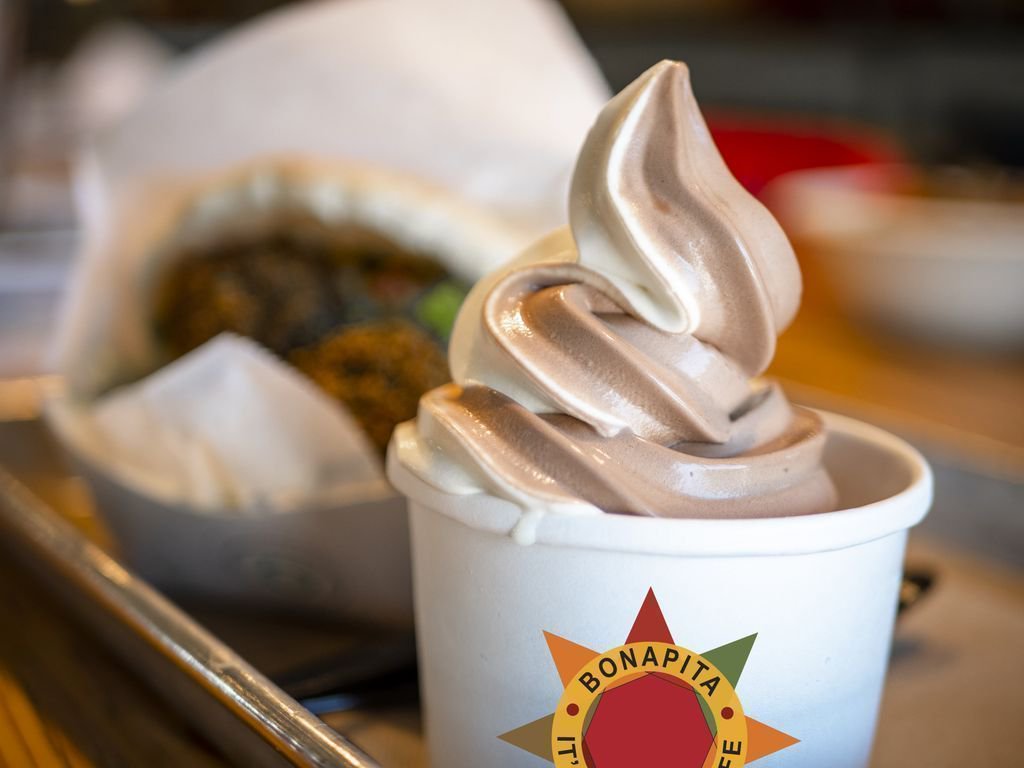 Tell us your favorite serving style: FILL IT, PLATE IT, or TOSS IT? All responses will receive a FREE Small Custard Ice Cream with any Fill It. Plate It. or Toss It. at our West Roxbury location. Get your coupon here: buff.ly/2Lu0X1b