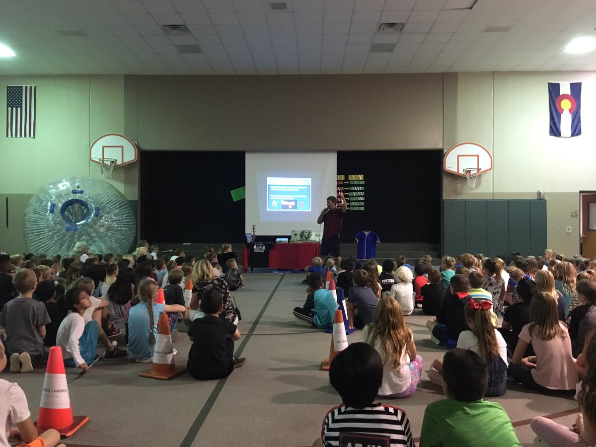 LPELeaders's tweet photo. Started our morning off with our monthly leadership assembly! Our first round of leadership yard signs were passed out and Tim Guns from Run4Fund$ joined us to kick off our Fun Run! #Empower #Run4Funds #FunRunFun https://t.co/rct3fei60K