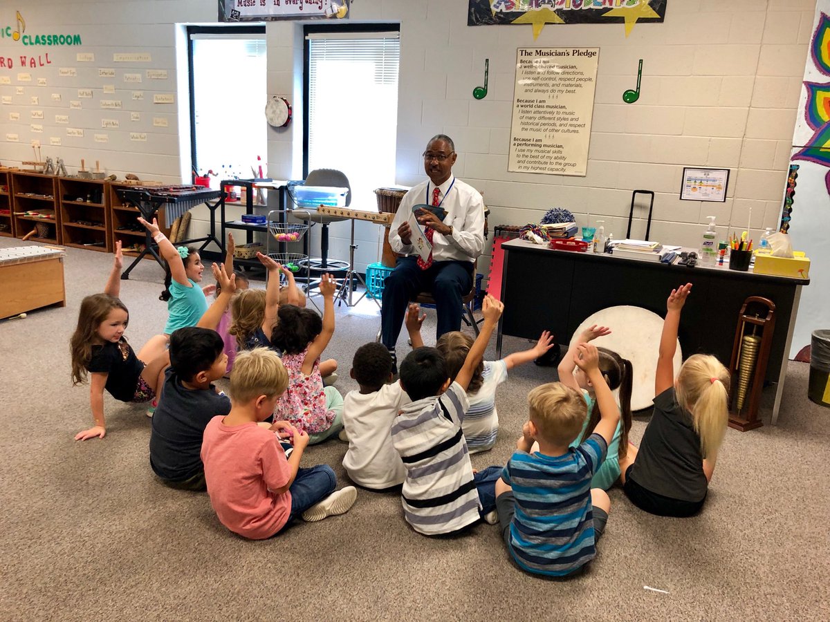 RichardsonsMus1's tweet photo. Pre-K enjoys music classroom imitating sounds in story as Richardson ask, Why did froggy want to go out and play when he was supposed to stay in for the winter? https://t.co/ps42wdSQrm