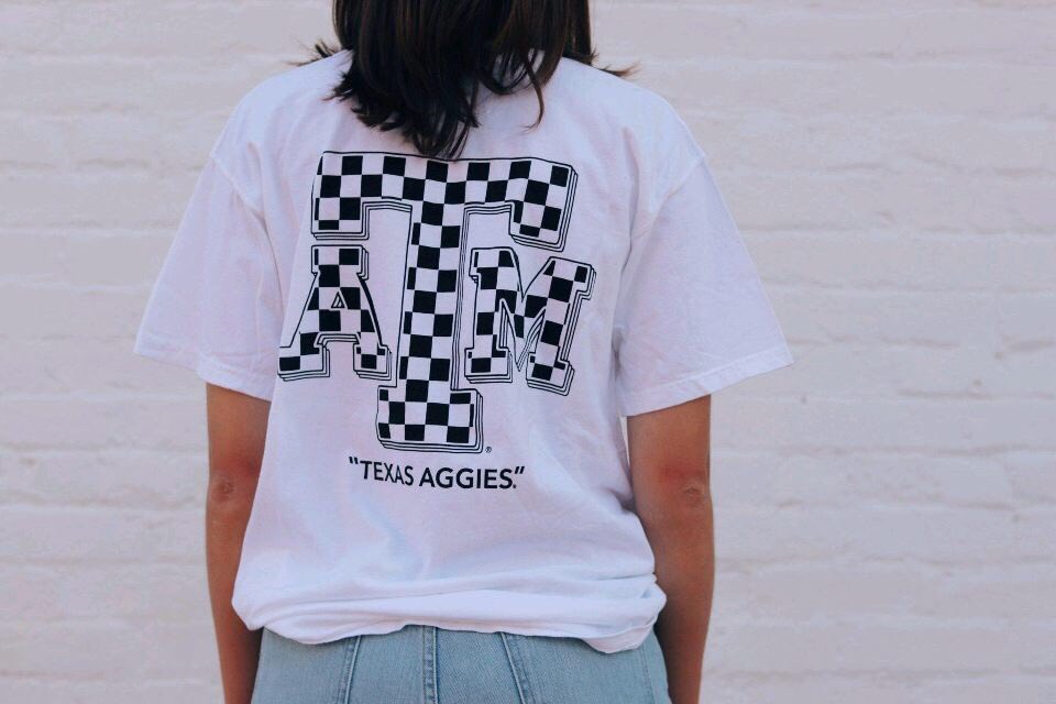 AggieOutfitters's tweet photo. GIVEAWAY ALERT! It’s T-SHIRT TUESDAY! You know the drill, we have some sweet NEW DESIGNS and you have the chance to win RIGHT NOW! We are loving these dainty designs for fall &amp; we hope you do too!
•
TO ENTER
1) Follow us @aggieoutfitters
2) Like this post
3) Retweet https://t.co/CYcfHrflUi