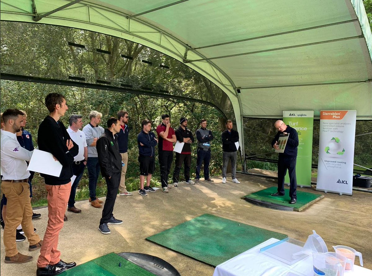 SyngentaTurfUK's tweet photo. And now a tent.
It's all go at #TurfScienceLite https://t.co/nmgZYIKX4o