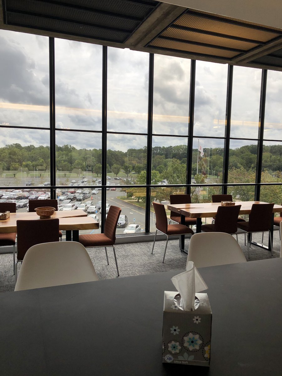 erish13's tweet photo. #officeviews @BellWorksNJ @CohnReznick #newhome #feelinghip https://t.co/Qc00sJqcZV