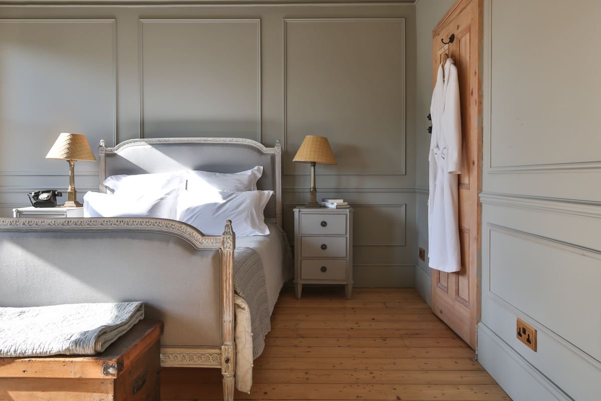 cwPhotographyuk's tweet photo. In case you missed it here's that absolutely gorgeous, recently renovated, #Oxford home again. Be prepared to fall in love - its dreamy! https://t.co/xwLNTOXg2z #interiordesign #homerenovation https://t.co/j7J5FnXLlY