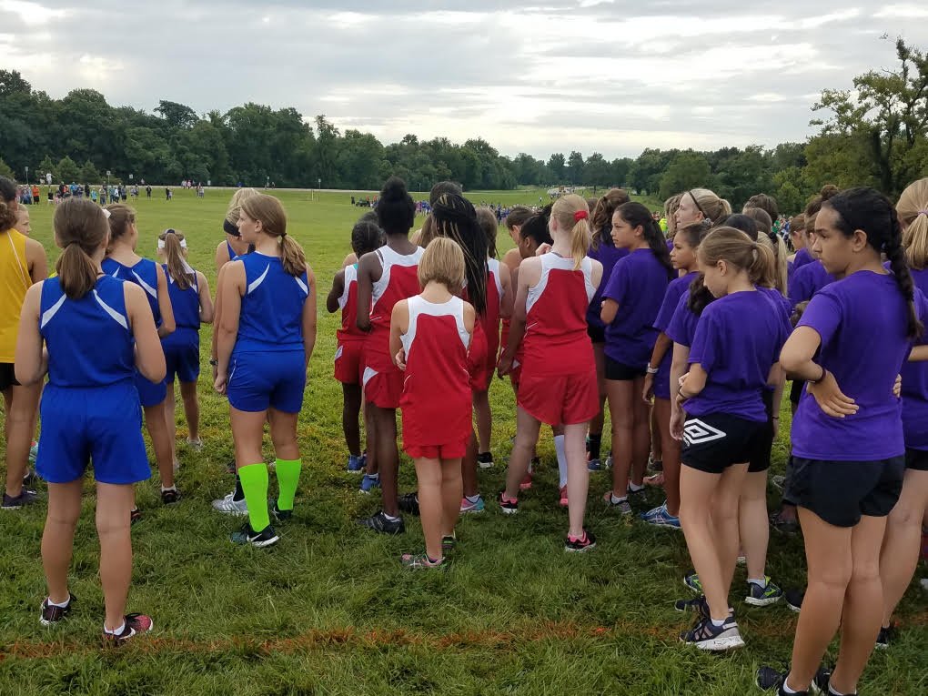 WSmiddle's tweet photo. Enjoy these photos of our cross country team warming up before their competition at the SIUE cross country course. Our students did a wonderful job and we are so proud of them! #ILBacktoSChool #WhitesidePride https://t.co/e3JUCuBtZB