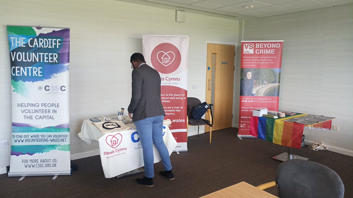 C3SC's tweet image. @cdfvolcentre are supporting the #CardiffCommunity #CricketCupFinals  @SophiaGardens #Stadium with @SWPCardiff @CardiffCCCup @BMECricketWales @CricketWales @GlamCricket @DewisC3SC @DewisWales @DewisCymru #ParkistanCardiffEagles @WCVACymru @VolWales @DiverseCymru @WelshGovernment