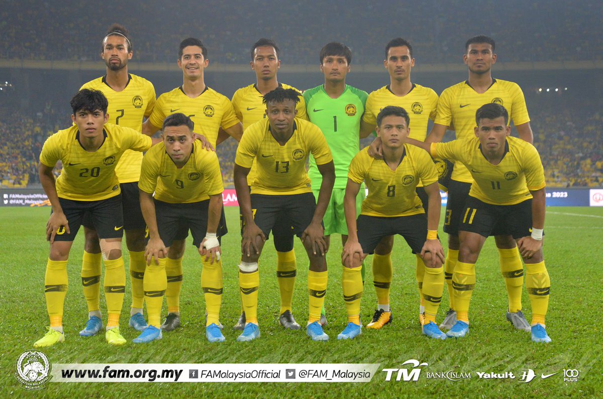 twtFM_MY's tweet photo. Based on your opinions from this starting eleven, who is our : - 

Key player : 
Useful player : 
Wonderkid : 
Leader : 

#MASUAE #FM19 

Sumber foto : @FAM_Malaysia https://t.co/psWCtWjdey