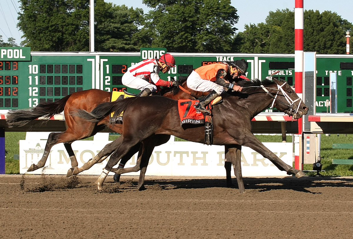 NJTRANSIT's tweet photo. Take NJ TRANSIT to Monmouth Park to extend your summer fun! Save $5.50 with a Monmouth Park Package. Upcoming activities include Food Trucktemberfest on Saturday 9/14 and Oktoberfest 9/28. #NJTSummer #monmouthpark https://t.co/HsIbXD7sA6 https://t.co/IRZuoIJTpW