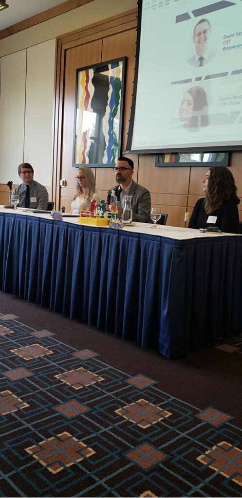 BlackTruckMedia's tweet image. @dodgejd re: the human centered #SEO approach..forget styles for a minute. Think about content. Step back and think &quot;do we talk about the products or services we sell?&quot; If the answer is no, you need to step back and create content that actually focuses on what you do. #amawm