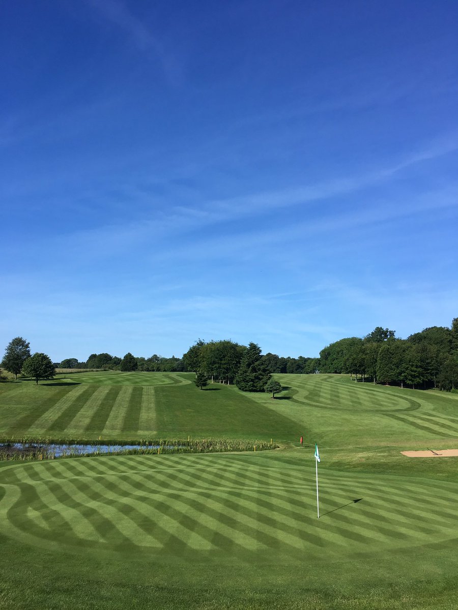 Excited to announce details for our Turf Club at @RushmoreGolf on 2nd October.
Please check email released by the section this week for details and registration.
See you there....I'll be a belter 👍