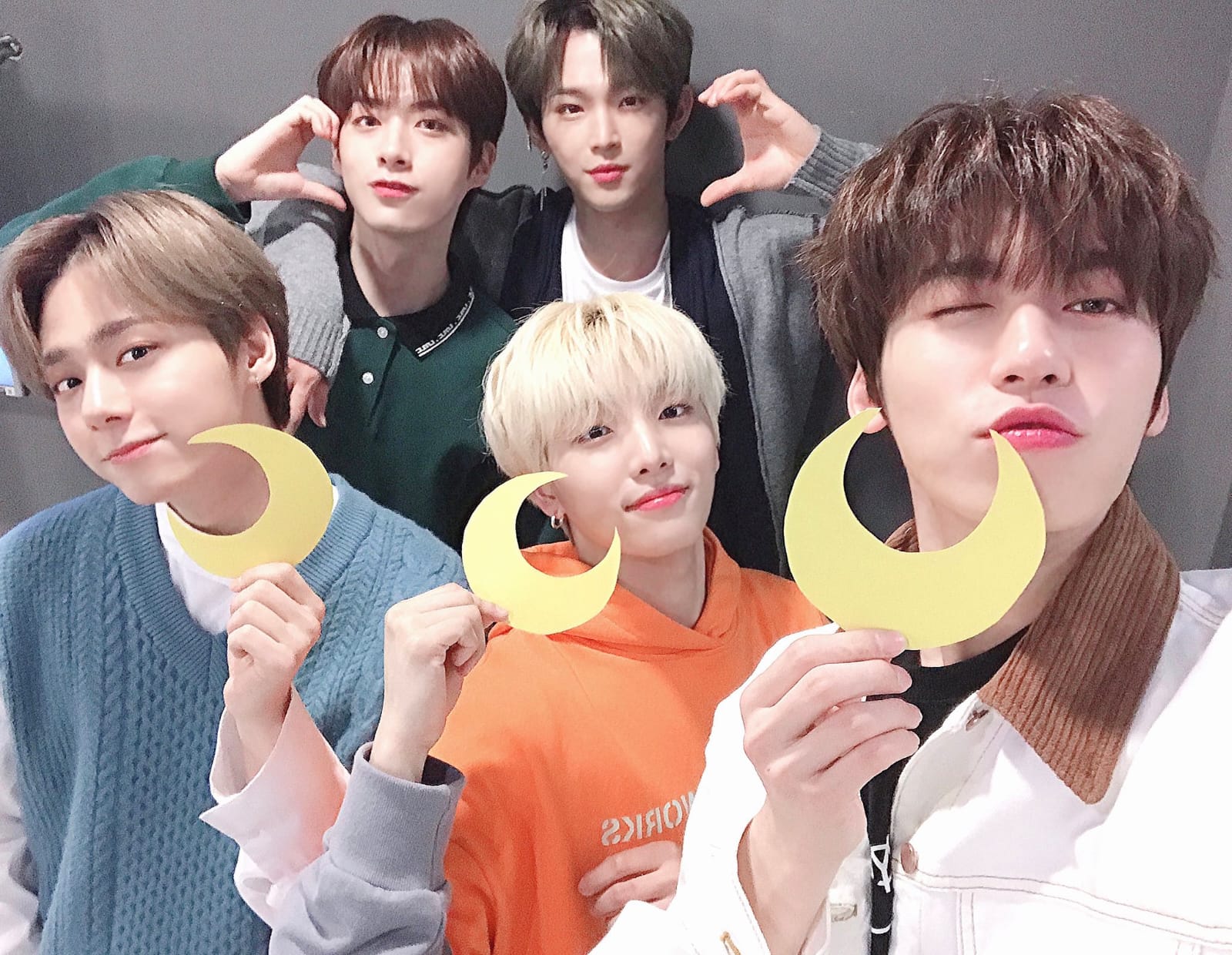 ONEUS TURKEY EPİKİ on Twitter: &quot;Üye tanıtımına başlayalım ; Sahne ismi :Ravn Gerçek ismi : Kim Youngjo Gruptaki pozisyonu : Ana rapper, vokalist, söz yazarı Doğum tarihi :2 Eylül 1995 Burcu :Başak