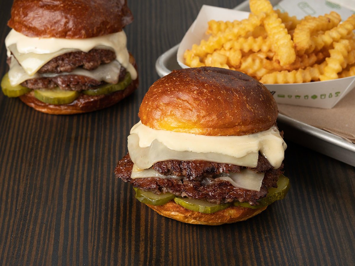theversedchef's tweet photo. Checkout these chains next time you're travelling across the US, c/o @foodandwine:

https://t.co/BmNAulBiFB

#foodie #bestfood #foodsofstate #foodandwine https://t.co/han8VTMMJj