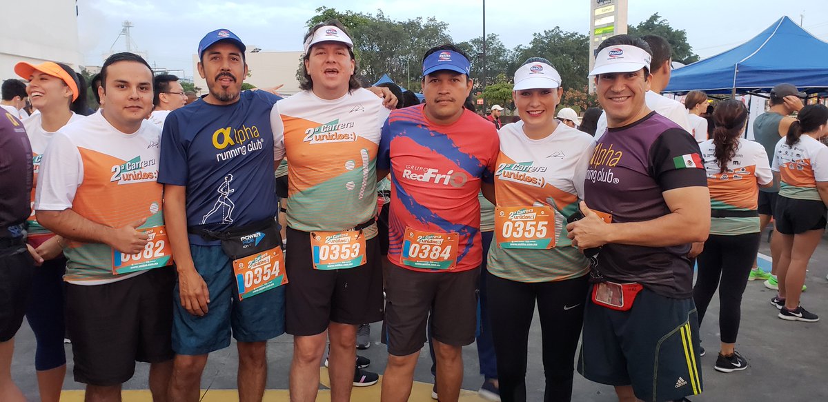 reacsamx's tweet photo. El equipo #reacsa formó parte de la #2aCarreraUnidos🏃 #unidosgdl #runners 😉🏆🎉 https://t.co/NzTHQ6yqUW