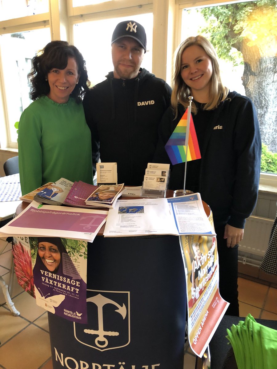 trygginorrtalje's tweet image. Vi är redo på suicidpreventiva dagen som @tiohundraab anordnar på Folkes hus i Norrtälje. Vi är redo att dela med oss av hur @Norrtalje och alla vi samverkar med att arbete förbyggande mot psykisk ohälsa. Att främja hälsa och jobba preventivt är något vi gärna jobbar vidare med.