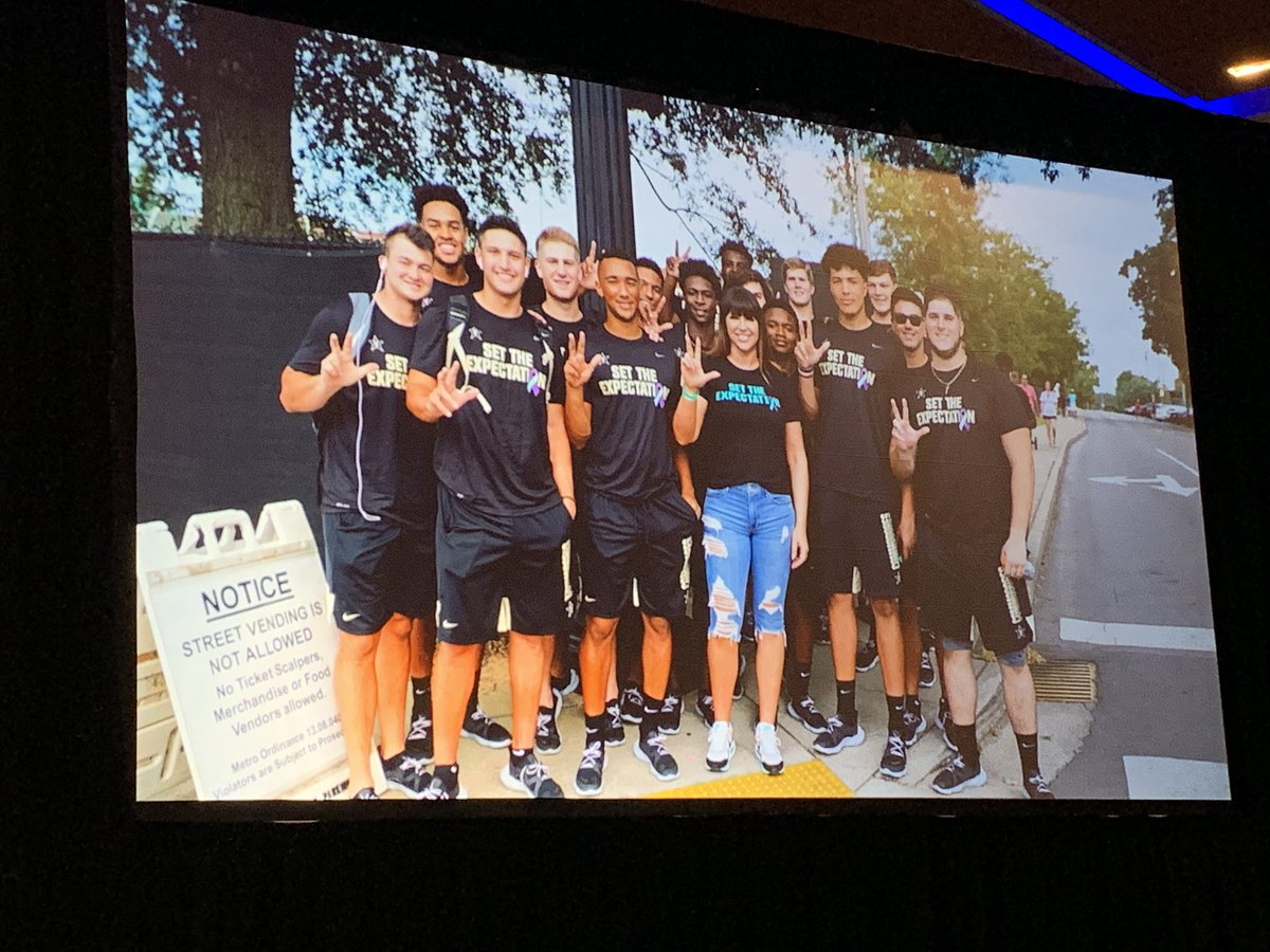Rashed_F_din's tweet photo. @brendatracy24 @STEcampaign - very powerful talk at the @YWCANashville @YWCAUSA @AMEND_Together SHIFT Conference. #shiftconf2019 https://t.co/zoUn6t8D81