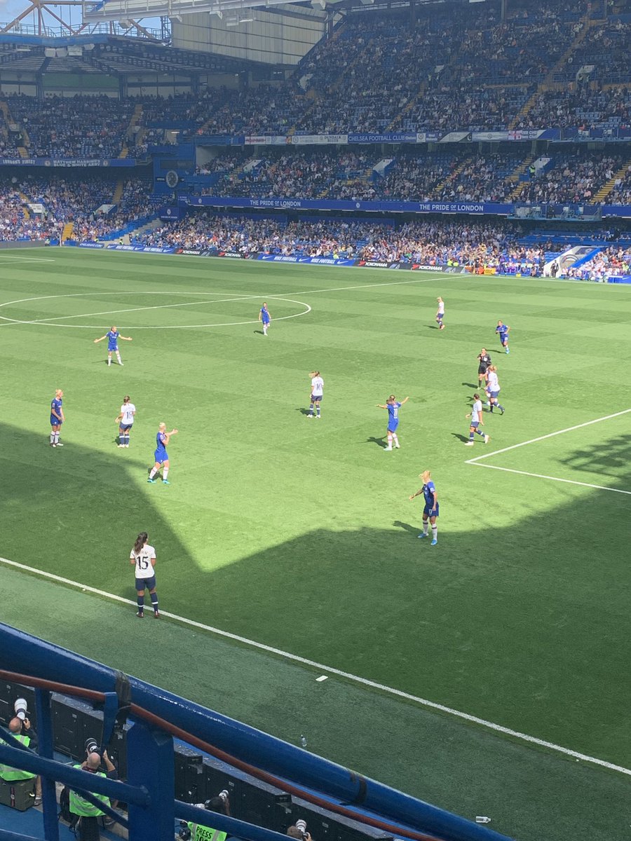 kymjones1997's tweet photo. Lifelong dream of watching a game at Stamford bridge, being apart of the 25,000 who watched @ChelseaFCW  create history! Great to leave with 3 points! #ChelseaFC #chelseafcwomen #StamfordBridge #chelseavspurs #dreammade https://t.co/sZEwcNjcdx