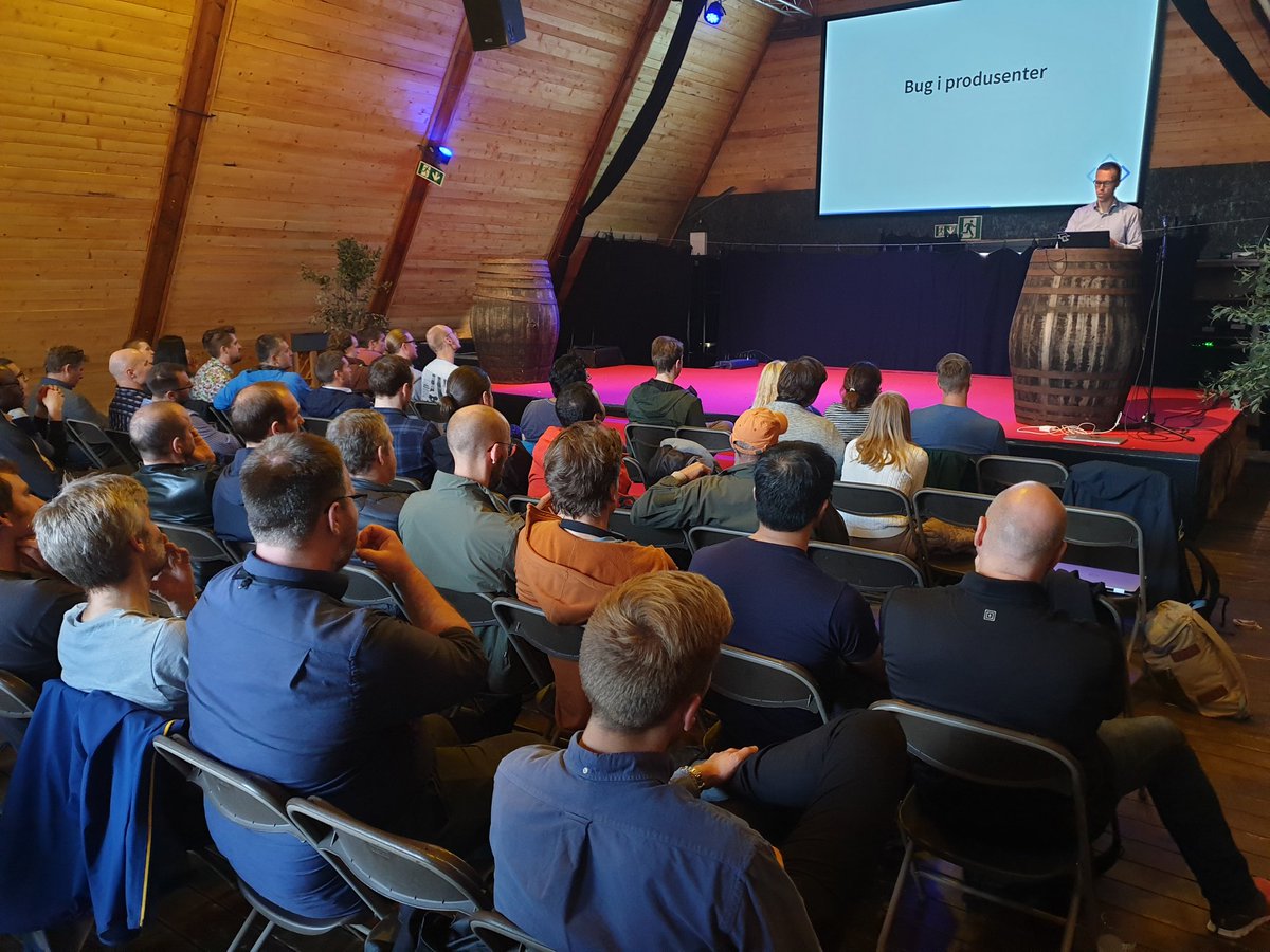 dataengoslo's tweet photo. @nils_magnus from @KODEMAKER on retrying producer events in @apachekafka https://t.co/EoIysMhvlR