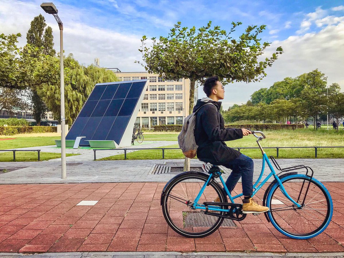 solar charging electric bike