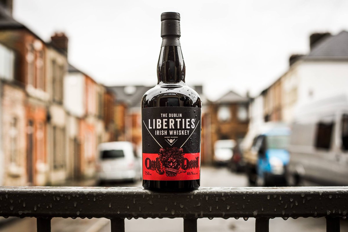 Our Whiskey of the Month is @DublinLibertiesIrishWhiskey.
With its smooth and spicy palate with notes of caramel and Christmas cake, you won't want to miss this one! 🥃😋
