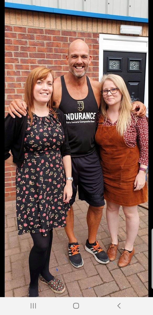 agadoo88's tweet image. When @mrjamescrossley comes into work, it is always a good day! Didn&apos;t beat the composite though! 
#gladiators #endurancedoors