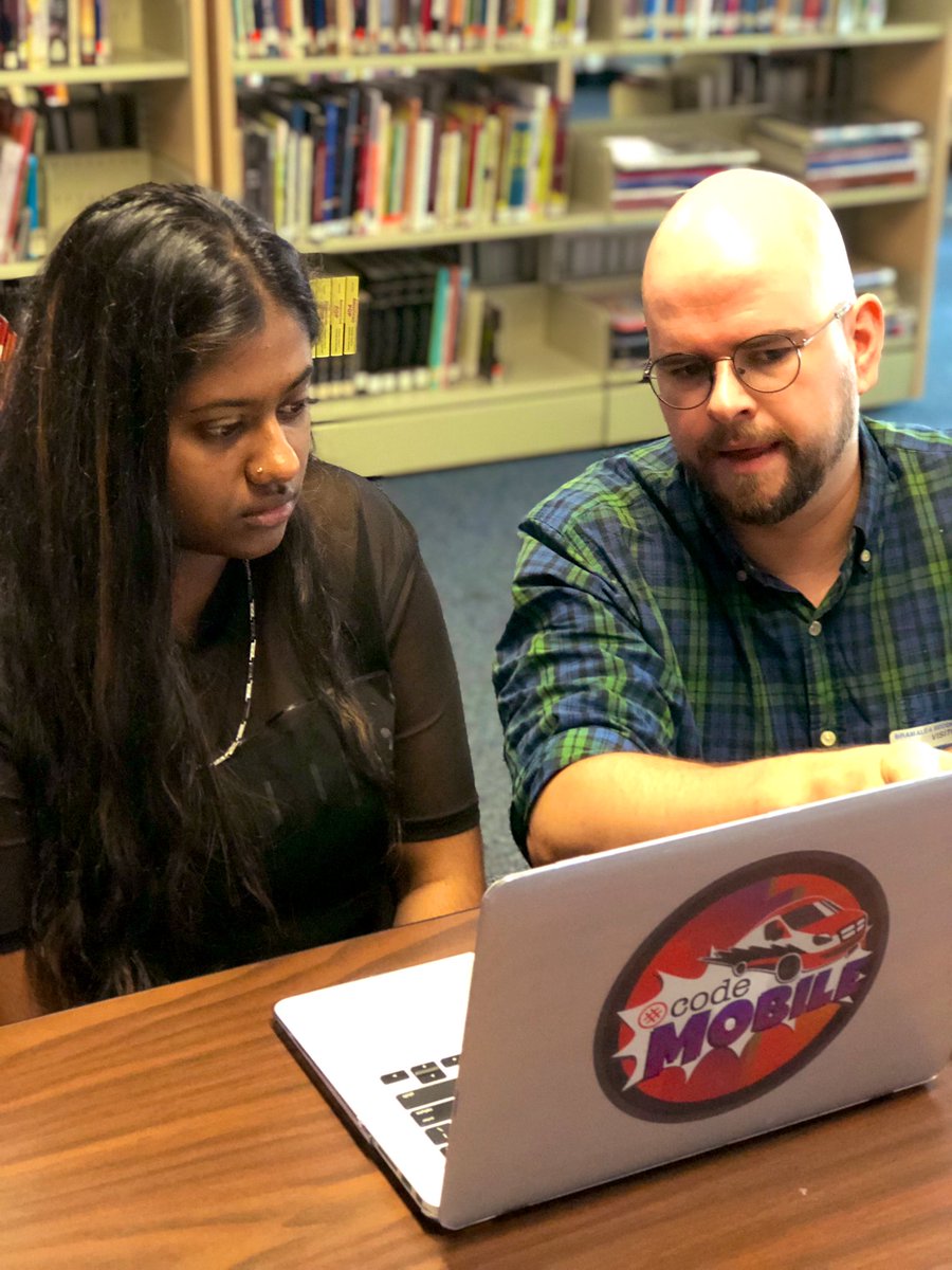 MsOliver tweet media