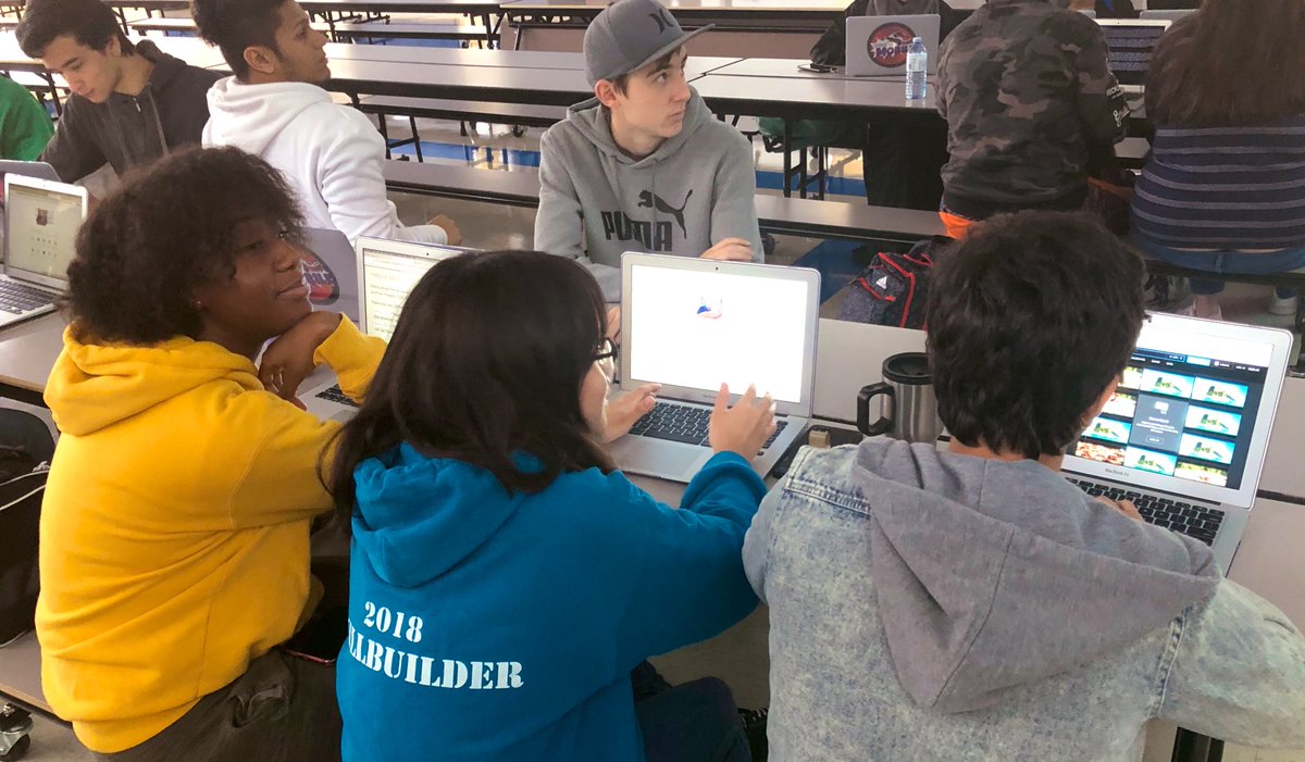 MsOliver tweet media