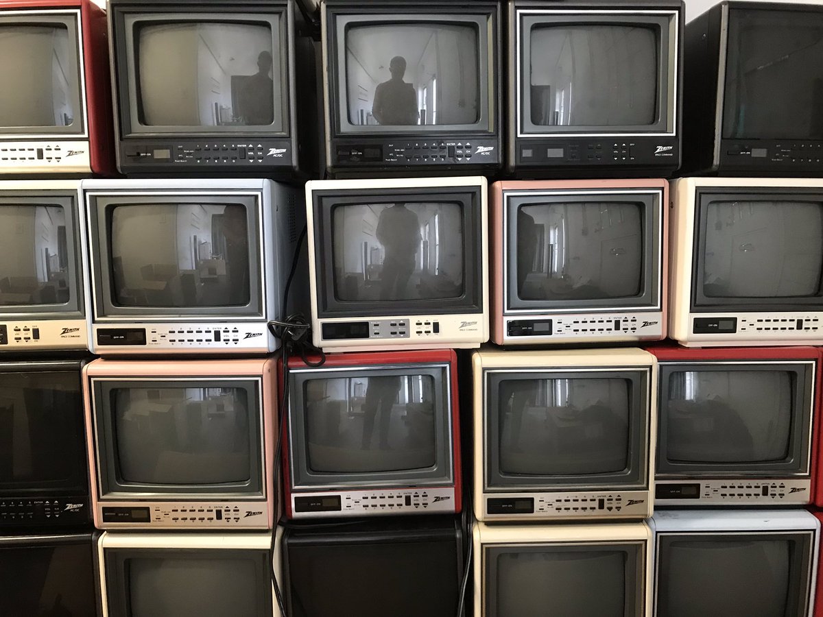 wearewyland's tweet photo. // TELL ALL YOUR FRIENDS // Our new EP ‘In A Circuitry Of Lonely’ is out everywhere on Tuesday, September 24th #nowherenow #darkdays #lost #iacol @Spotify @AppleMusic @amazonmusic etc. etc. https://t.co/dV04FxZ87Y