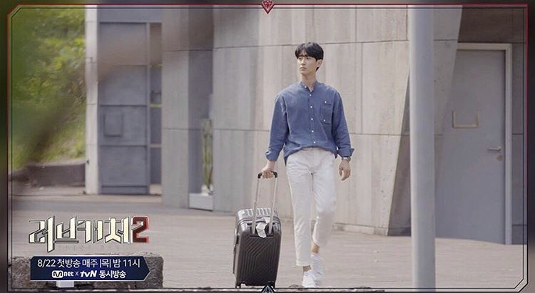 Gaheun Name Kim Minseok Age 30 Years Old 1990 Job Marketing Business Ceo Name Kim Gabin Age 23 1997 Job College Student T Co Ytm3we8mjz