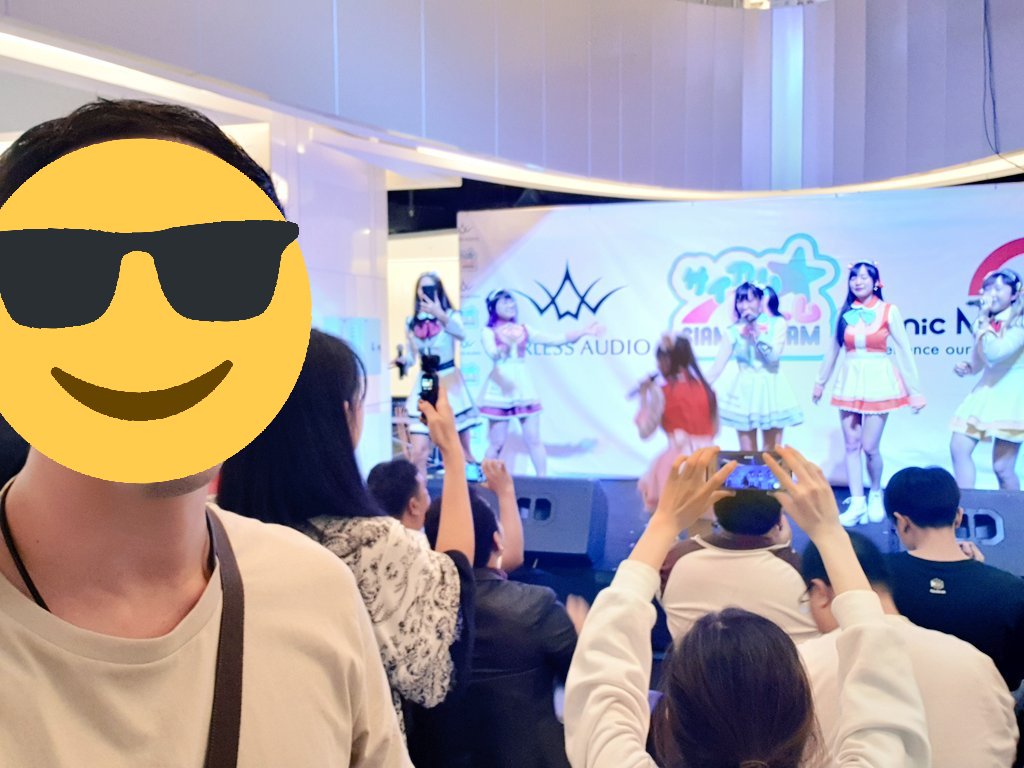 Puttiano's tweet photo. Siam☆Dream @ Fearless Audio × Siam☆Dream Fan Meeting by Iconic Music [2019.09.07] 🎧🛍

#SiamDream #サイドリ #IconicMusicThailand #FearlessAudio https://t.co/HMh14YDiPk