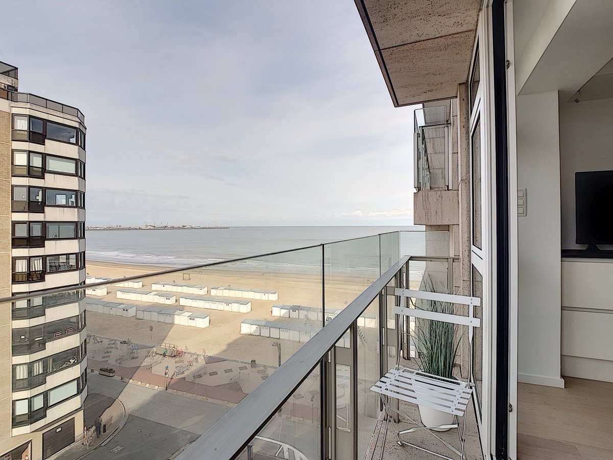 kartonnenMeubel's tweet photo. TE KOOP Duinbergen, knap appartement te koop, 3 sls, Manitobaplein klaar om zijn nieuwe eigenaar te ontvangen.
👉We style, you sell.
Info verkoop: https://t.co/AwpAgvHvhL
#vastgoed #zee #duinbergen #renovatie #design #realestate https://t.co/tmjxC1CnG2