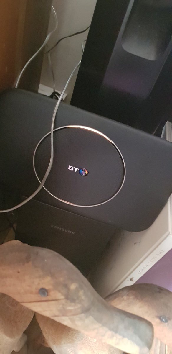 JamieGreatorex's tweet photo. @bt_uk - we've had a fault for just under a week (no dial tone and slow internet) which was supposedly fixed yesterday. But since we've had no dial tone OR internet and can't re-open the ticket online.. pretty poor service just after upgrading https://t.co/D7KY9i4OaQ