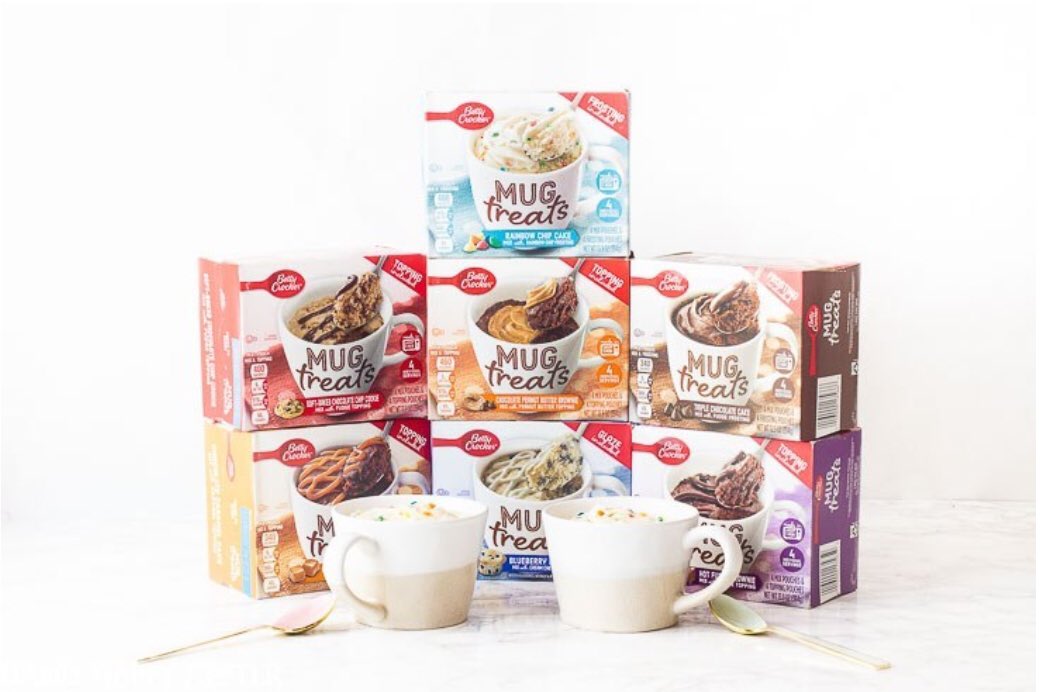 #AD These #BettyCrocker Quick Easy Mug Treats are ready in minutes. They are the perfect treat for anytime of the day. bit.ly/2lDKi1T