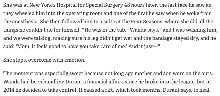 An overlooked gem in <a href="/JRMoehringer/">J.R. Moehringer</a>'s Kevin Durant story comes on my single favorite topic (NBA moms): <a href="/MamaDurant/">Wanda Durant</a> welling up, helping him bathe like she did when he was small, and putting a past rift from "the real MVP" years behind them. 💔
wsj.com/articles/kevin…