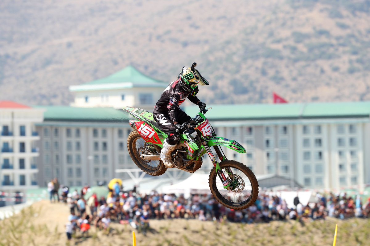 Kawasaki Racing (@racekawasaki) on Twitter photo 🏆 2019 WMX World Champion 🏆 <a href="/CDuncan151/">Courtney Duncan</a> and the <a href="/DixonRacingTeam/">Bike It Kawasaki</a> clinched the Manufacturers’ World title in the WMX class for Kawasaki with a third consecutive race sweep for the 2020 KX250 in the FIM World WMX Women’s Motocross Championship. #RaceKX #TeamGreen #WMX #MXGP 🏆 2019 WMX World Champion 🏆 <a href="/CDuncan151/">Courtney Duncan</a> and the <a href="/DixonRacingTeam/">Bike It Kawasaki</a> clinched the Manufacturers’ World title in the WMX class for Kawasaki with a third consecutive race sweep for the 2020 KX250 in the FIM World WMX Women’s Motocross Championship. #RaceKX #TeamGreen #WMX #MXGP