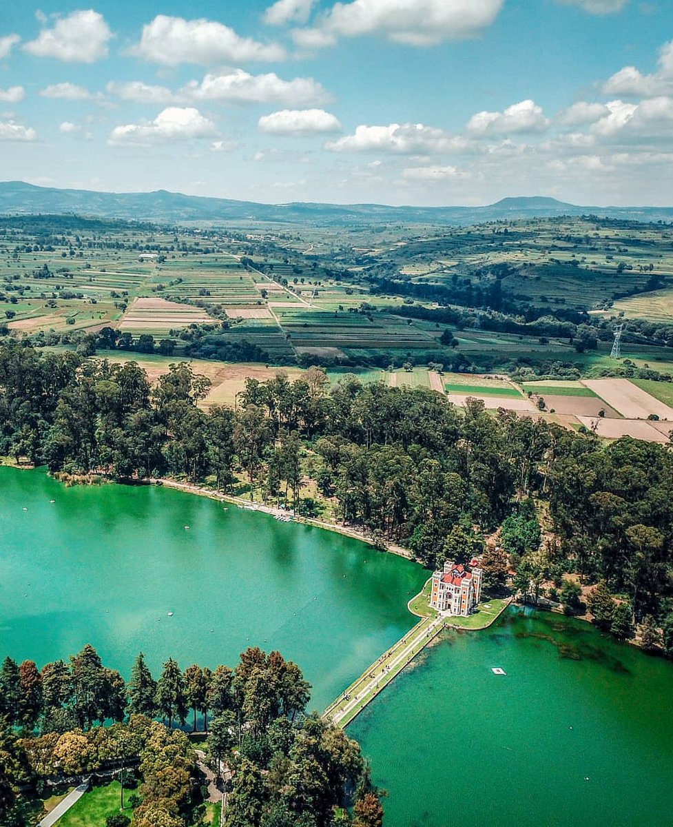 yosoypueblacom's tweet photo. Una mirada a la impresionante Ex Hacienda de Chautla #Puebla desde las alturas 😍

Foto de Instagram de @danielmendr https://t.co/yGXEVJGWgI