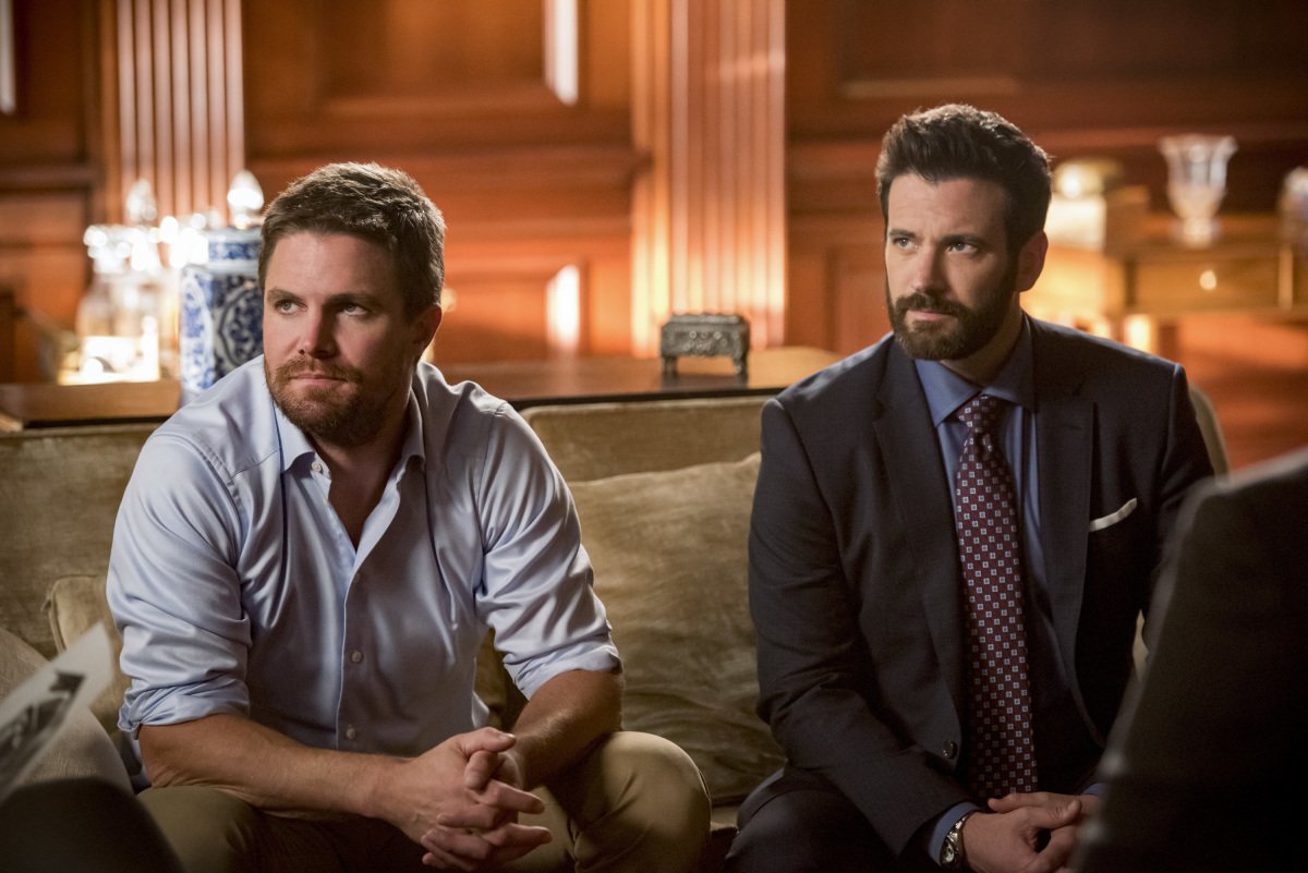 GreenArrowTV's tweet photo. #Arrow Season Premiere Photos: "Starling City" - Gallery HERE: https://t.co/rOYak6gJDM @stephenamell @colindonnell @MsKatieCassidy @SchwartzApprovd @JamesBamford https://t.co/eybE6R7zKQ