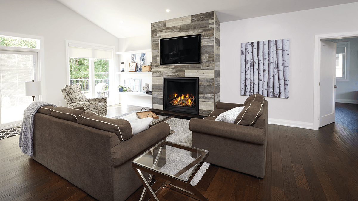 GoemansCCSOL's tweet image. #DirectVent Gas #Fireplaces do not require a chimney and can be vented directly through a wall or roof. The vent draws its combustion air from outside while venting to the same outside atmosphere. Questions? Talk with a Goemans Custom Climate expert today. ow.ly/zSdH50w2EO1