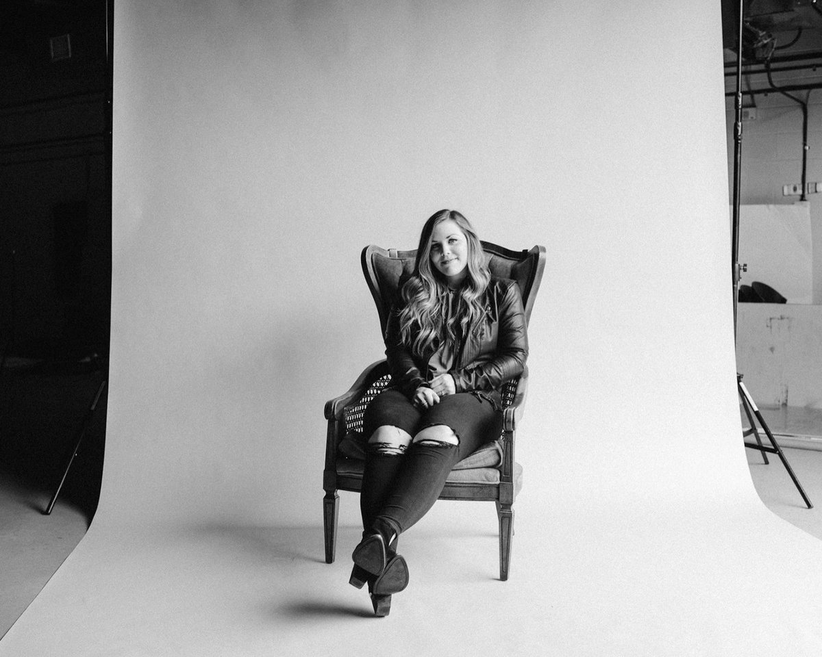HannahKerr's tweet photo. Just sitting here patiently waiting on The Faith Tour to start!
.
#FaithTour #JordanFeliz #NorthPointInsideOut #IamThey #HannahKerr https://t.co/5THrqcnv6o